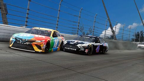 لعبة NASCAR Heat 5 - بلاي ستيشن 4 (متجددة) in Kuwait