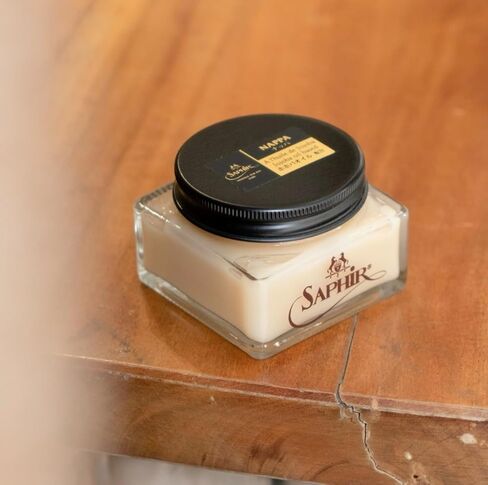 بلسم Saphir Medaille d’Or Nappa Leather - عناية فاخرة لطيفة للجلد الحساس in Kuwait