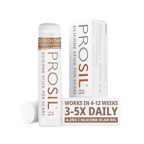 عصا علاج الندبات السيليكون الحاصلة على براءة اختراع Pro-Sil SPF (Pro-Sil Sport) مع واقي من الشمس (SPF 15) - ثبت سريريًا أنه يقلل من ظهور الندبات القديمة والجديدة - أداة توزيع سهلة الانزلاق، 4.25 جم in Saudi Arabia