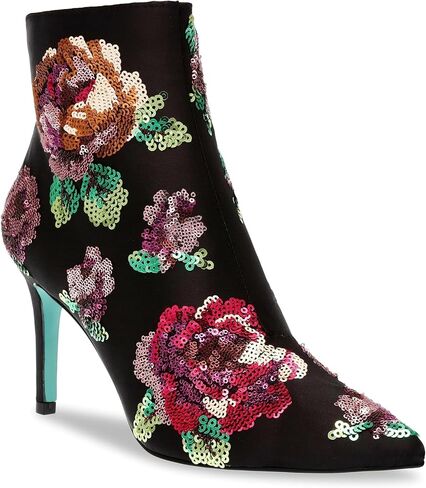 حذاء Betsey Johnson النسائي كوبر للكاحل in Kuwait
