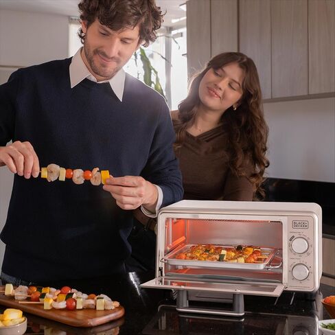 BLACK+DECKER Crisp N Bake 4-Slice Air Fry Toaster Oven, Knob Control in Kuwait