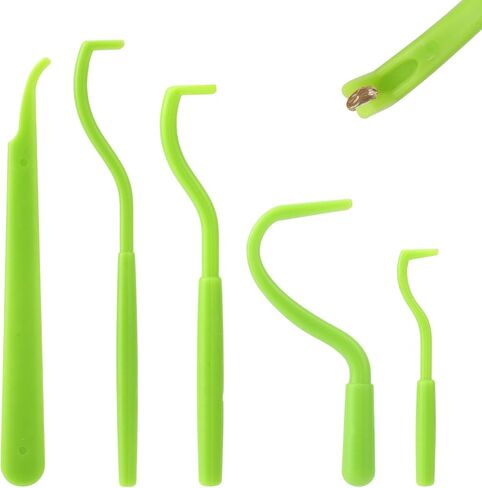 5pcs Tick Remover Tool Kit, 4 Sizes Safe & Easy Remover Tools Plastic Painless Tick Puller Twister Tweezers for Humans Dogs Cats Horses (Green) in Kuwait