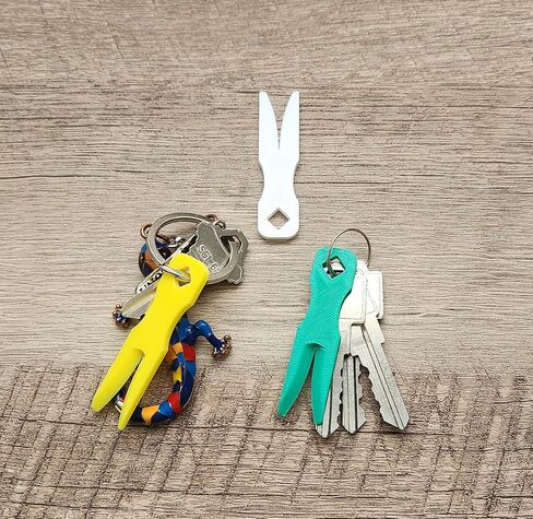 3-Pack Tick Tool Set – Assorted Colors – Lightweight Outdoor Keychain Accessories for Humans & Pets – Must-Have for Hiking, Camping, Travel, and Yard Work in Kuwait