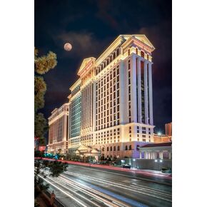 سيزار بالاس - طباعة/قماش/أكريليك/معدن in Kuwait