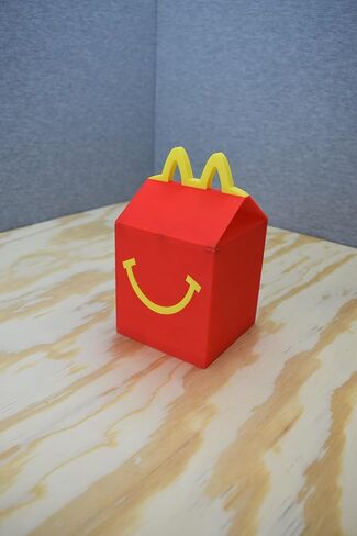 MTG Happy Meal Deck Box – Commander, EDH Storage - 100 Card Storage Container for Card Games in Kuwait