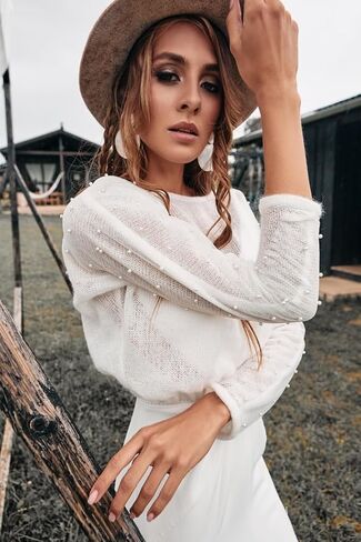 Pearl Sweater White in Kuwait