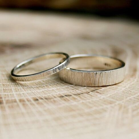 Handmade Wedding Ring in Kuwait
