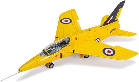 مجموعة هدايا Airfix Model Airplane Kit - A09192 Hawker Hunter FGA.9/FR.10/GA.11، مجموعات نماذج الطائرات البلاستيكية للبالغين والأطفال 8+، مستوى المهارة 3، نماذج الطائرات العسكرية WW2 بمقياس 1:48 in Saudi Arabia