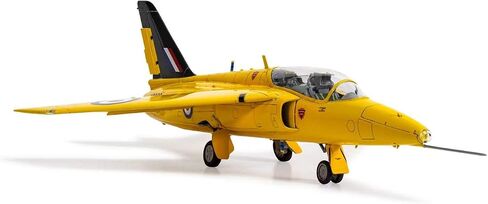 مجموعة هدايا Airfix Model Airplane Kit - A09192 Hawker Hunter FGA.9/FR.10/GA.11، مجموعات نماذج الطائرات البلاستيكية للبالغين والأطفال 8+، مستوى المهارة 3، نماذج الطائرات العسكرية WW2 بمقياس 1:48 in Saudi Arabia