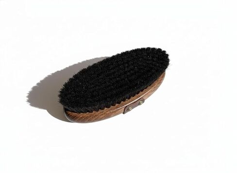Premium Horse Brushes Set (4 Pieces) - Essential Equine Care Set with Beechwood Brushes, Natural Bristles, and Handcrafted Leather Bag - Luxury Gift for Horse Riders and Owners in Saudi Arabia