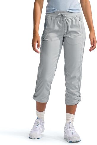 بنطال كابري أفروديت موشن للنساء من THE NORTH FACE (مقاس قياسي وحجم كبير)، كحلي، مقاس متوسط in Saudi Arabia