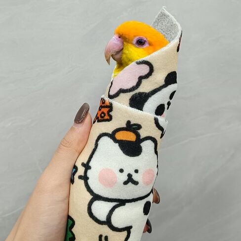 Self Adhering Parrot Grooming Wrap, Anti Scratch Pet Bird Restraint Swaddle Wrap, Anti Escape Parrot Wrapping Cloth for Nail Trimming and Medication, 1 Piece in Kuwait
