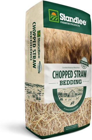 Standlee Hay Company Wheat or Barley Chopped Straw for Animal Bedding in Kuwait