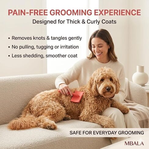فرشاة Dog Slicker لرسومات الشعار المبتكرة و Goldendoodles و Labradoodles - فرشاة دبوس طويلة جدًا لإزالة التشابك والتخلص من التشابك - تزيل التشابك والعقد والشعر السائب - مقبض خشبي للمعاطف السميكة والمجعد (كبيرة) in Kuwait