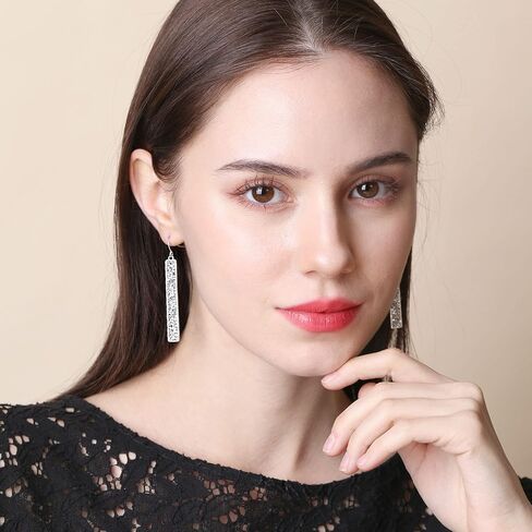 أقراط بونالونا المتدلية من حجر الراين الكريستالي الأبيض المتلألئ والجليتر على شكل دائرة معدنية للنساء in Kuwait