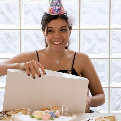 AnalysisyLove 21st Birthday Gifts for Her, Sterling Silver Infinity 2 Circle Necklace for Daughter, Gifts for 21 Year Old Women, Birthday Party Friendship Gift Ideas for Her in Kuwait