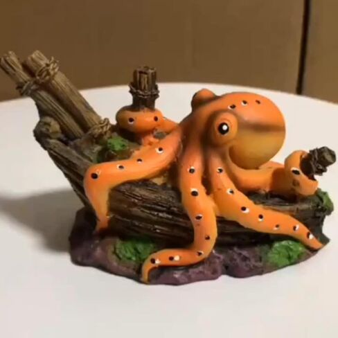 Octopus Aquarium Decoration, Resin Mini Ocean Ornament, Fish Tank Accessory for Home, Office, or Desk Aquarium Display in Kuwait