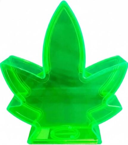 Kheper Games Potleaf Piggy Bank Pink Weed 6.25 بوصة الماريجوانا 420 القنب مخبأة حفلة عيد الميلاد in Saudi Arabia