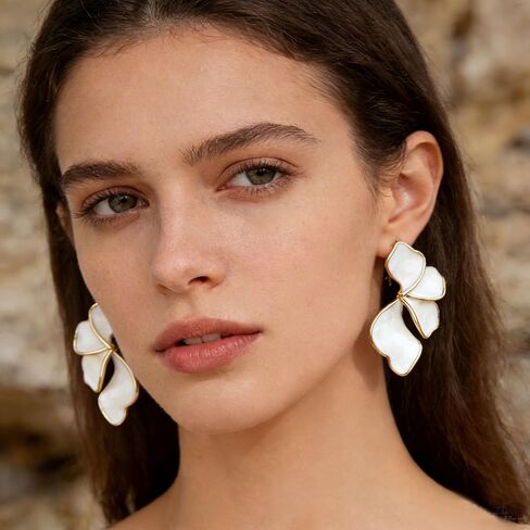 Chunky Irregular Petal Earring For Women, Statement Flower Dangle Earrings Unique Boho Trendy Jewelry Gift in Saudi Arabia