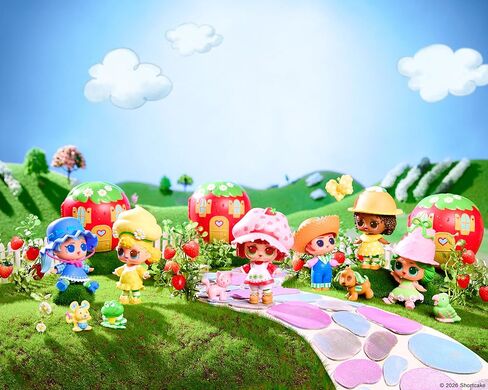 LOL Surprise Loves The World of Strawberry Shortcake Tots مع دمى معطرة وحيوانات أليفة ومجموعة لعب بيت الفراولة المتحولة - هدية للأطفال من سن 4 سنوات فما فوق in Kuwait