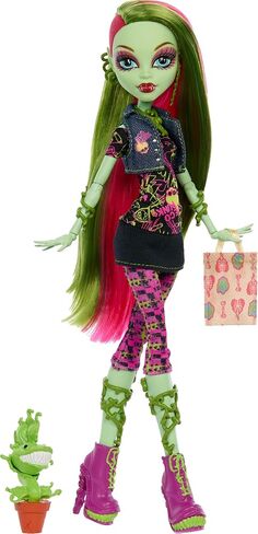 دمية Monster High Boo-riginal Creeproduction، نسخة قابلة للجمع من Venus McFlytrap مع حامل الدمية والمذكرات وChewlian للحيوانات الأليفة in Kuwait
