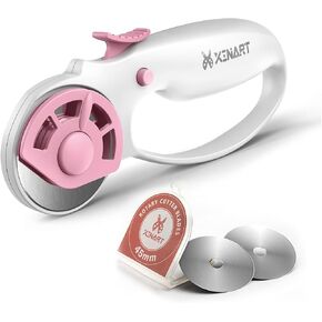قاطع دوار XINART 45 مم لقفل أمان النسيج، مريح وكلاسيكي مريح، قاطع دوار صغير لخياطة اللحف (يتضمن قطعتين إضافيتين من الشفرات البديلة) - أخضر in Kuwait