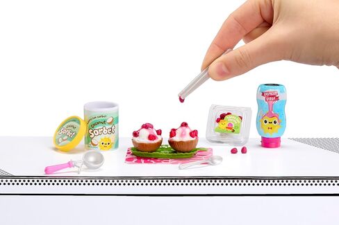 MGA's Miniverse Make It Mini Cafe Series 6، مقتنيات صغيرة - تغليف غامض غامض، DIY، لعب الراتنج، طبق الأصل من الطعام، غير صالح للأكل، جامعي، 8+ in Kuwait
