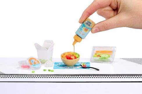 MGA's Miniverse Make It Mini Cafe Series 6، مقتنيات صغيرة - تغليف غامض غامض، DIY، لعب الراتنج، طبق الأصل من الطعام، غير صالح للأكل، جامعي، 8+ in Kuwait