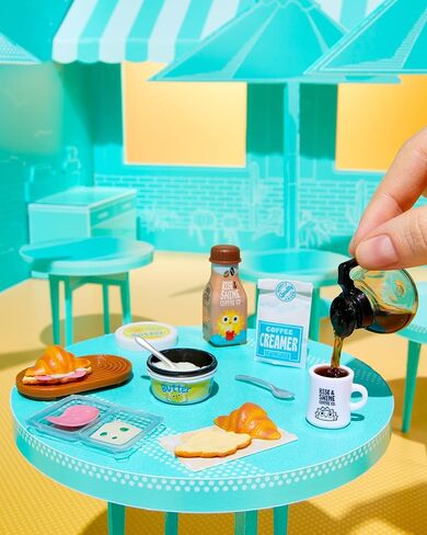 MGA's Miniverse Make It Mini Cafe Series 6، مقتنيات صغيرة - تغليف غامض غامض، DIY، لعب الراتنج، طبق الأصل من الطعام، غير صالح للأكل، جامعي، 8+ in Kuwait