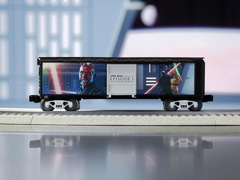 ليونيل حرب النجوم دارث مول VS. سيارة Qui-Gon Jin Lightsaber Series O Gauge Boxcar - نموذج سيارة قطار مضيئة مع شاحنات مصبوبة وقارنات تشغيل، للأعمار من 14 عامًا فما فوق in Kuwait