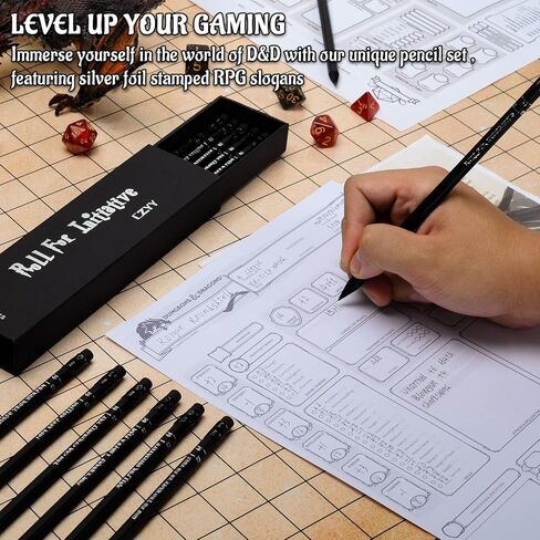 مجموعة أقلام DND مكونة من 12 - رقائق فضية مختومة بشعارات RPG وأرقام النرد D6 - قلم ألعاب منضدية سداسي 2HB مع ممحاة - أدوات وإكسسوارات وهدايا يجب اقتناؤها لـ DM والمشغل (النمط A) in Kuwait