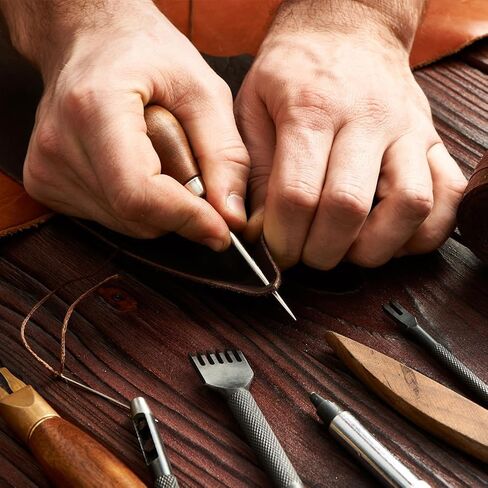 مجموعة أدوات Awl مكونة من 6 قطع، أداة خدش بمقبض خشبي لإصلاح أعمال الخياطة الجلدية بنفسك (اللون: بني) in Kuwait