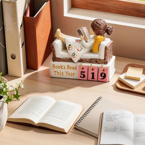 كتب قراءة هذا العام هدايا لمحبي الكتب للنساء القراء، أمين المكتبة، قارئ الكتب، المعلم، متتبع الكتب لديكور المكتبة المنزلية، هدايا الكتب، ملحقات القراءة لدودة الكتب، ديكور رف الكتب in Kuwait