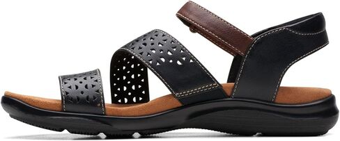 صندل مسطح نسائي من Clarks Kitly Way، جلد الكرز، 10 عرض، 26177801 in Saudi Arabia