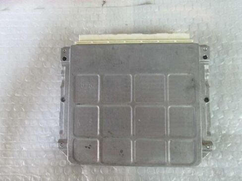 وحدة التحكم ECM للمحرك تناسب 10-11 متوافقة مع Toyota Tacoma 89661-04E41 8966104E41 in Kuwait