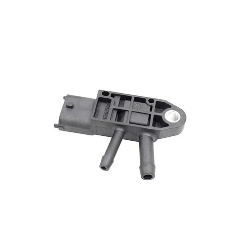 DPF Differential Exhaust Pressure Sensor Fit for Ford T5 Case IHC Farmall 105 84286249 B111993 in Kuwait