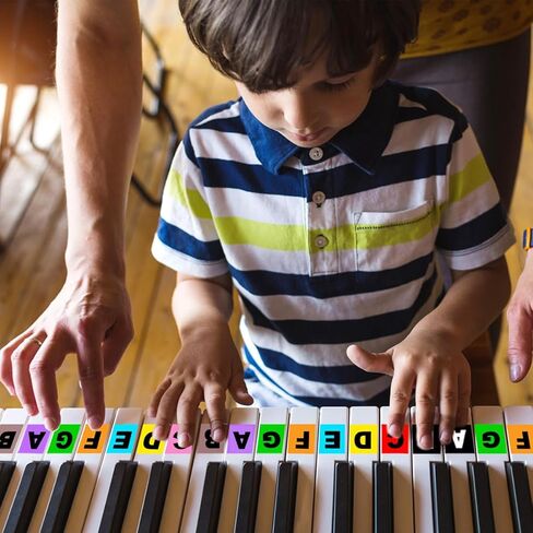 مجموعة كتاب HAPPY PIANO Preschoolers KIT Book 3 وملصقات لوحة المفاتيح الملونة. تستخدم في مرحلة ما قبل المدرسة في جميع أنحاء الولايات المتحدة الأمريكية! الأطفال الصغار الذين تتراوح أعمارهم بين 3-5. موسيقى للمبتدئين، رموز QR لتعليم الصوت والفيديو، 50 ألف طف in Kuwait