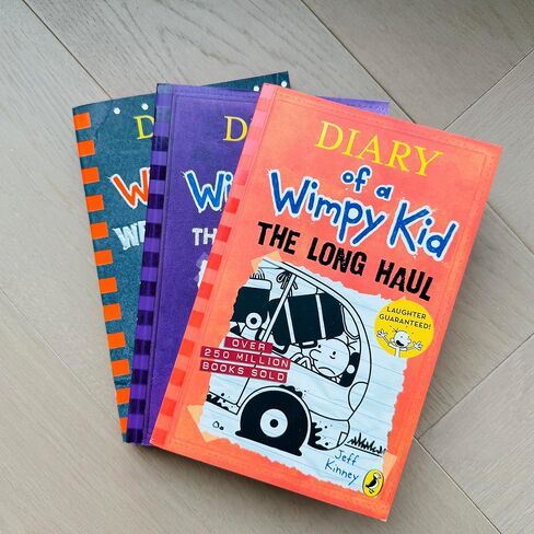 مكتبة طفل جبان 24 مجموعة محاصر، 1-24 سلسلة مجموعة كاملة كاملة، طبعة غلاف ورقي in Kuwait