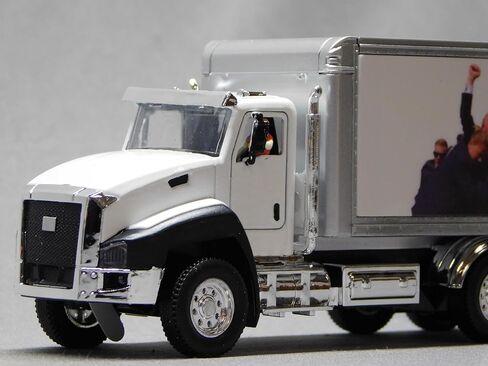 شاحنة صندوقية من MTH RAILKING دونالد جي ترامب DIE-CAST بمقياس 1:50 مقاس O 30-50120 in Kuwait