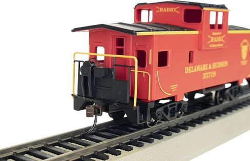 Bachmann Trains - 36' Wide-Vision Caboose - Delaware & Hudson #35719 - HO Scale in Kuwait