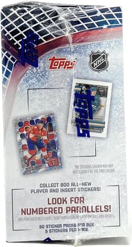 صندوق مجموعة ملصقات الهوكي من Topps 2025-26 NHL (50 حزمة، 5 ملصقات في كل عبوة - يُباع الألبوم بشكل منفصل) in Kuwait