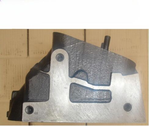 YL New GM350 CYLINDER HEAD 12558060 12529093 GM350 C2500 8V 5.7L For GM Chevy CHEVROLET in Kuwait