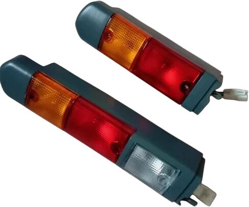 56640-23320-71 56630-23320-71 RH&LH الذيل ضوء عاصي يناسب لرافعة شوكية تويوتا 7FD/FG in Kuwait