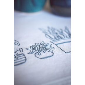 Vervaco Embroidery Christmas Embroidery Kits Cross Stitch Table Runner DIY Set, Tablecloth to Embroider with Image on Cotton and Embroidery Thread, 12 x 42 Inches, Sleigh in Kuwait