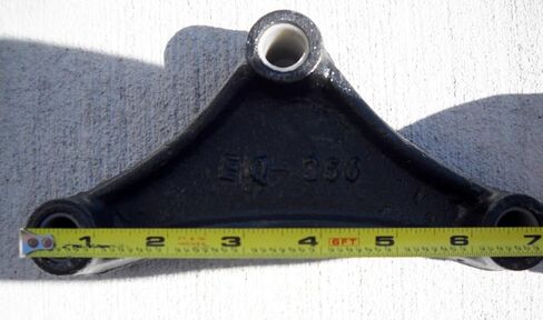 EQ-356 مجموعة شماعات زنبركية للمحور الترادفي، SHK-TA-SB-356E لمجموعة إصلاح تعليق أوراق العربات R وP، تناسب نوابض 3500-7000 رطل 1 3/4 بوصة من العين إلى العين in Kuwait