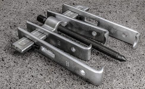 URREA 10-Ton Straight Jaw Puller Set - 8-piece Mechanical Gear Puller with Interchangable & Adjustable Jaws - 4232SJ in Kuwait