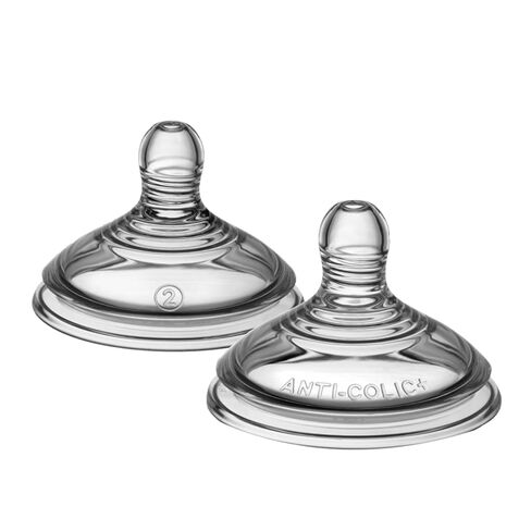 Tommee Tippee Advanced Anti-Colic Baby Bottle Nipples, Breast-Like for A Natural Latch, Soft Silicone, Fast Flow, 6+ Months, Pack of 4 in Saudi Arabia
