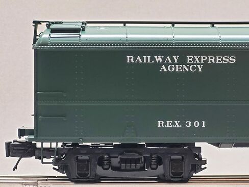 M.T.H. Electric Trains MTH Premier Railway Express Agency R50B Express Reefer #301 O Gauge 20-94754-301 in Kuwait
