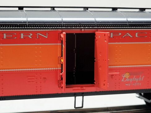 م.ث. القطارات الكهربائية MTH Premier Southern Pacific R50B Express Reefer #6771 O Gauge 20-94752-6771 in Kuwait