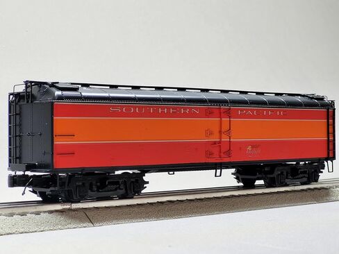 م.ث. القطارات الكهربائية MTH Premier Southern Pacific R50B Express Reefer #6774 O Gauge 20-94752-6774 in Kuwait